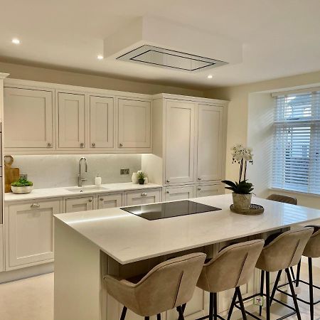 Edge Mere Apartment, Bowness-On-Windermere Extérieur photo