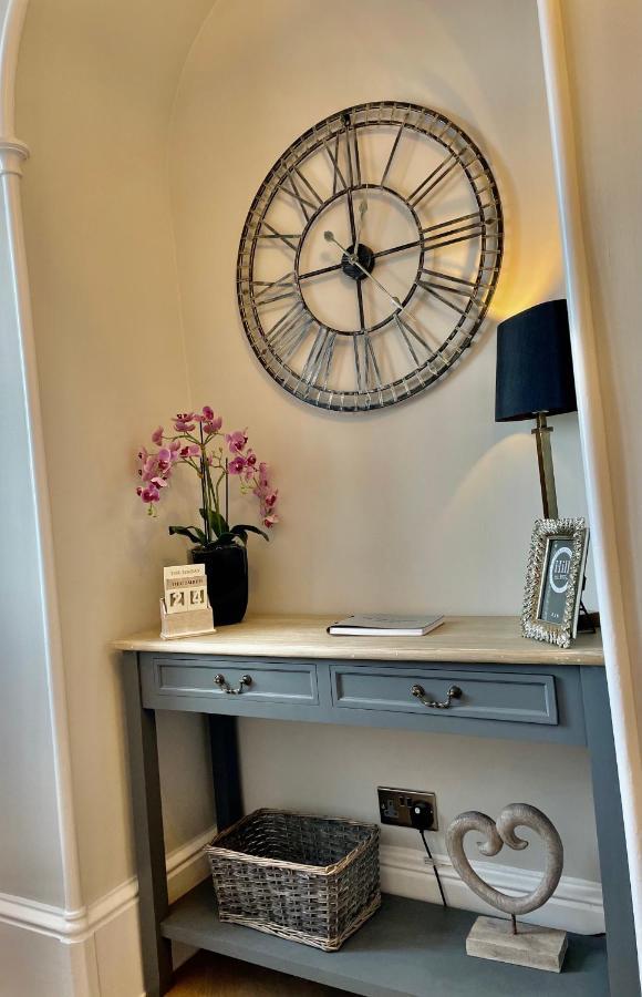 Edge Mere Apartment, Bowness-On-Windermere Extérieur photo
