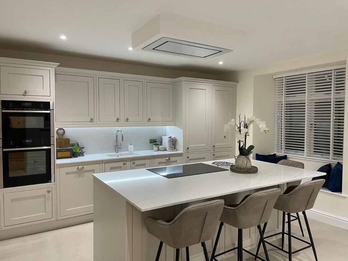 Edge Mere Apartment, Bowness-On-Windermere Extérieur photo