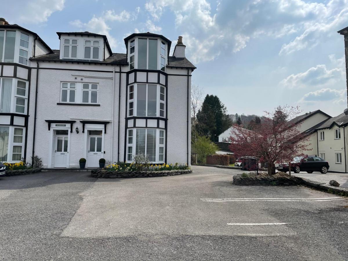 Edge Mere Apartment, Bowness-On-Windermere Extérieur photo