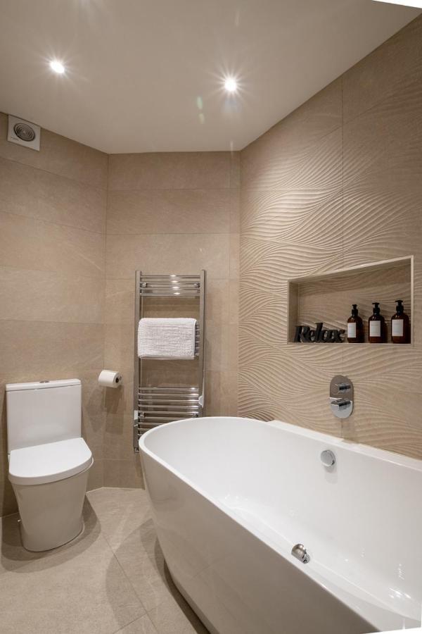 Edge Mere Apartment, Bowness-On-Windermere Extérieur photo